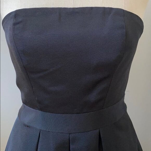 Express Strapless Black Cocktail Dress Size 4 - Picture 3 of 5